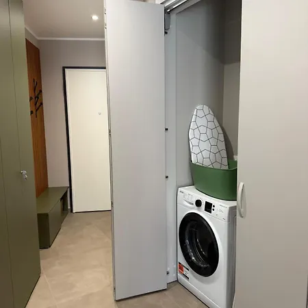 Bamboo - Free Private Parking Apartment *