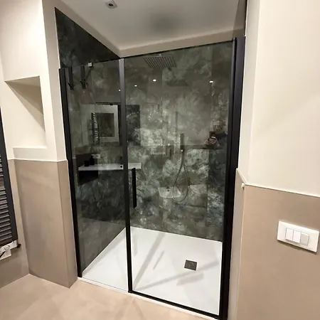 Bamboo - Free Private Parking Apartment *