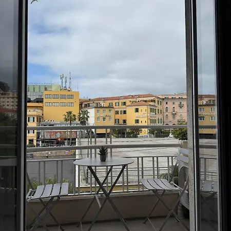 Bamboo - Free Private Parking * San Remo