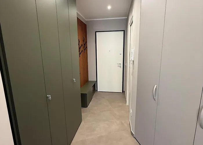 Bamboo - Free Private Parking